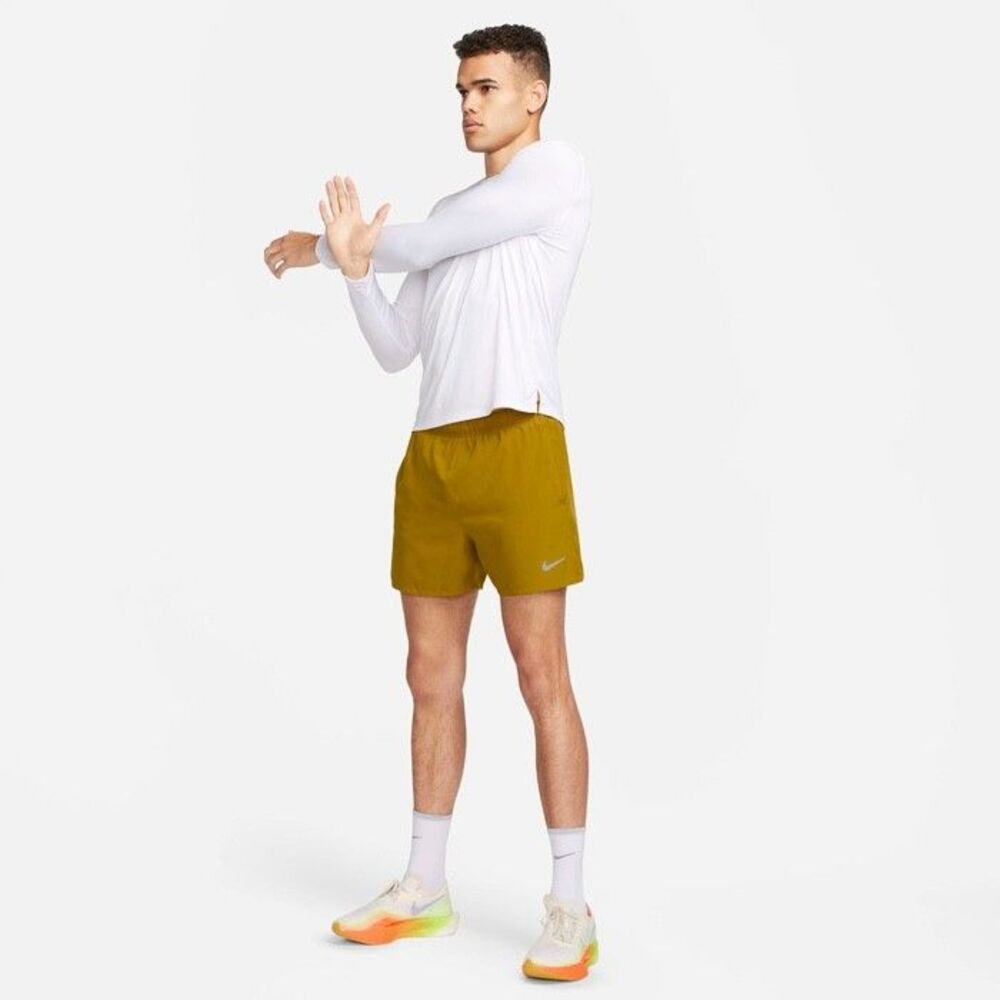Nike Vintage Rare Soccer Volley Shorts Nylon Gym Workout Yellow Medium